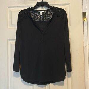 H&M Black Lace V-Neck Jersey Top Size Medium